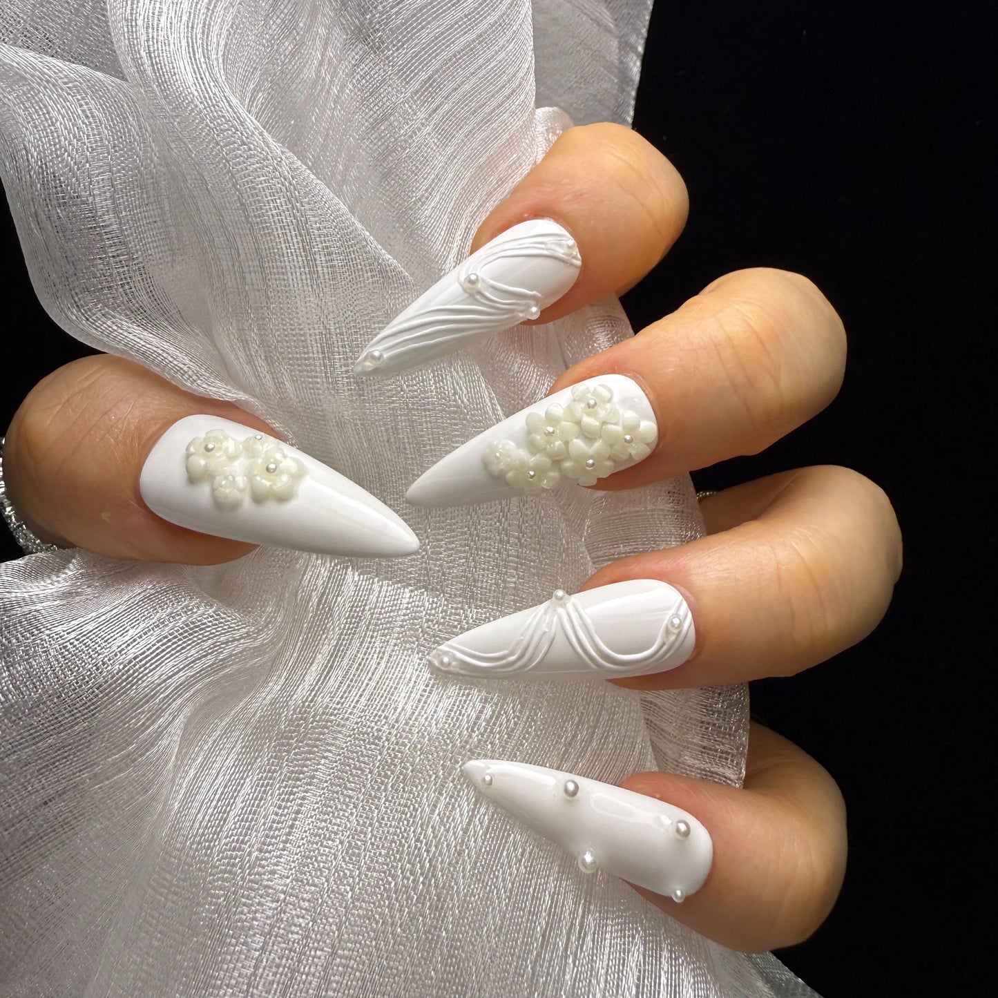 Xiguranail, White 3D petals nail art, girl handmade press on nails, stiletto nails, false nails, french tips, reusable press on nails