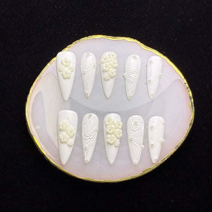 Xiguranail, White 3D petals nail art, girl handmade press on nails, stiletto nails, false nails, french tips, reusable press on nails