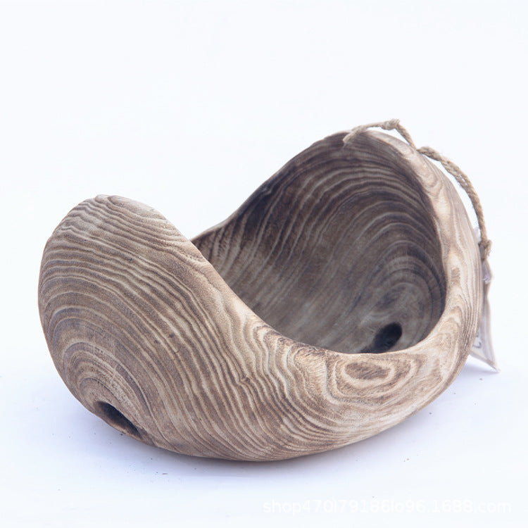Xigura Patina handcrafted solid wood plant pot, natural grain detail for a warm, quiet home.
