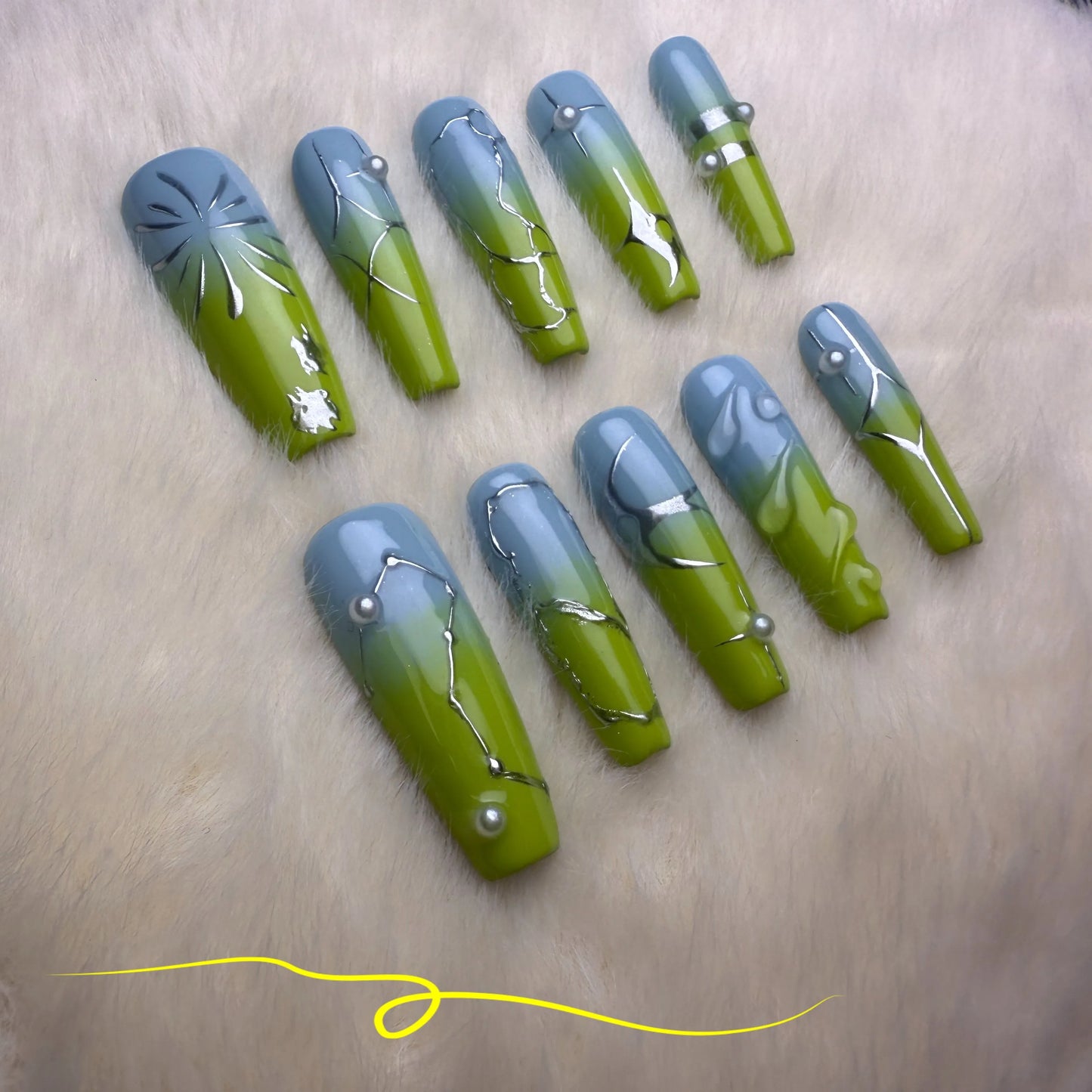 Xiguranail, Handmade press on nails, french tip nails, acrylic nails, 3D nail art, reusable nails