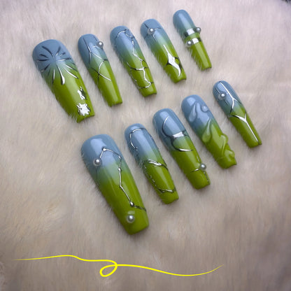 Xiguranail, Handmade press on nails, french tip nails, acrylic nails, 3D nail art, reusable nails