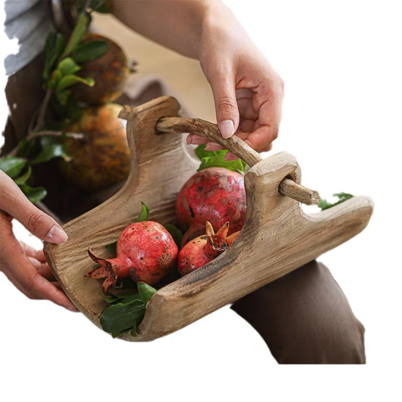 Xigura Patina handcrafted willow tray, slow living setting for a warm, quiet home.