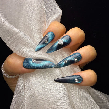 Xiguranail Blue press on nails, diamonds nails, handmade nail art，acrylic nails, french tips nails