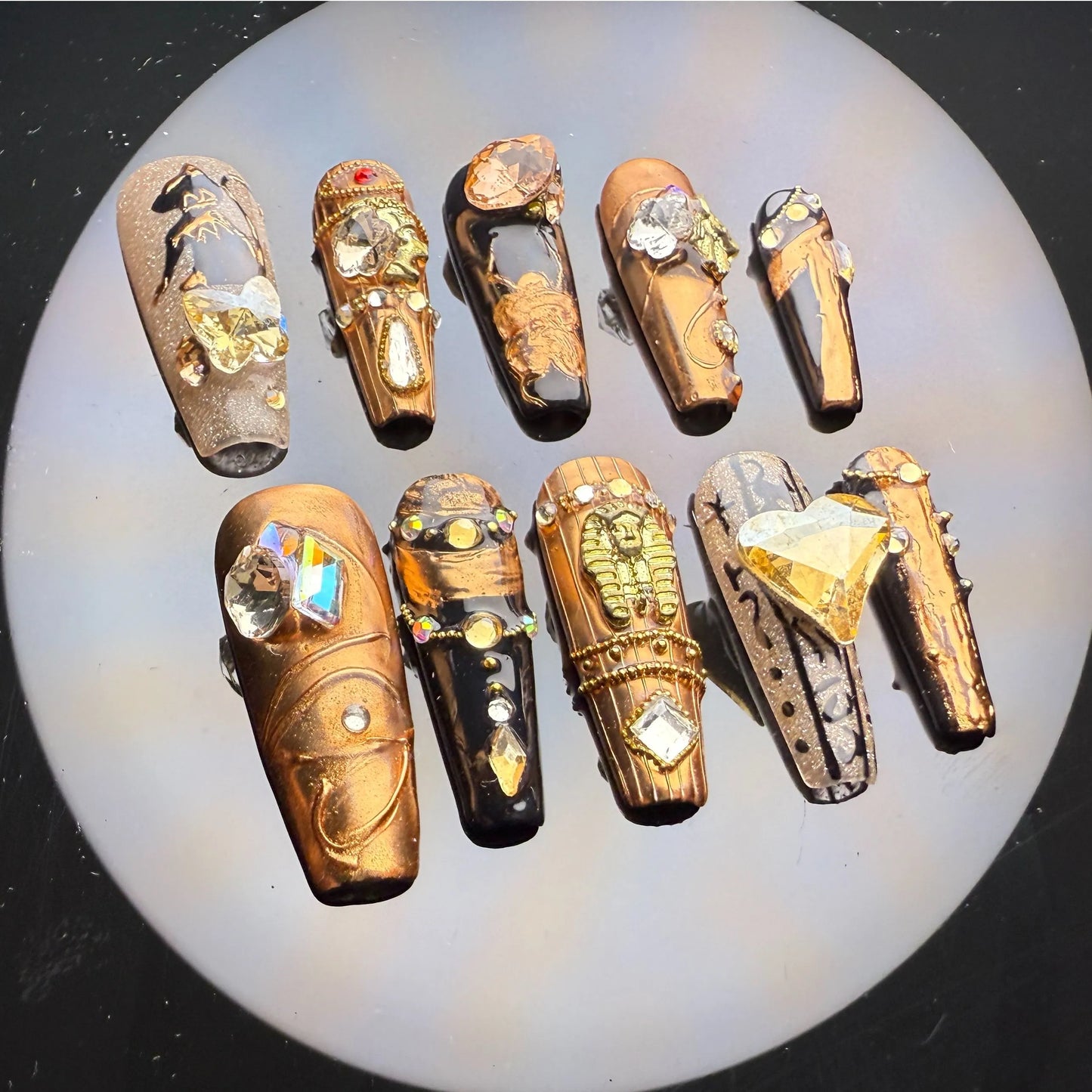 XiguraNail 3D press on nails, diamond french nailas, french tips, reusable press on nails