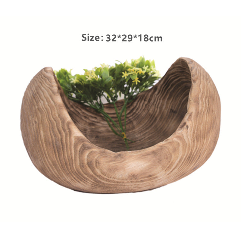 Xigura Patina handcrafted solid wood plant pot, thoughtful gift presentation for a warm, quiet home.