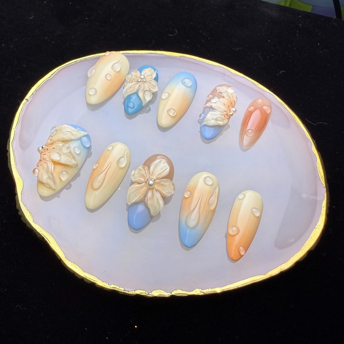 Xiguranail 3D petals nails, gel press on nails, gel nails, french tips, french nails, acrylic nails