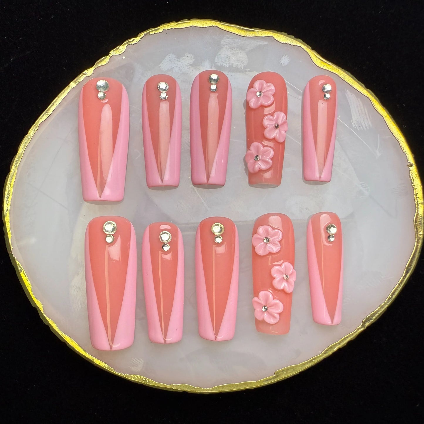 Xiguranail Pink petals nails, 3D gel press on nails, acrylic nails, french tips nails, handmande false nails