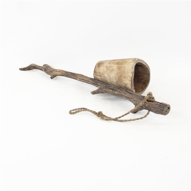 Xigura Patina handcrafted solid wood plant stand, handcrafted detail for a warm, quiet home.