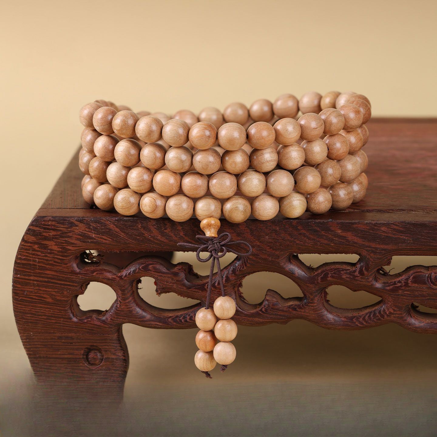 Xigura Patina handcrafted sandalwood wood bracelet, quiet home styling for a warm, quiet home.