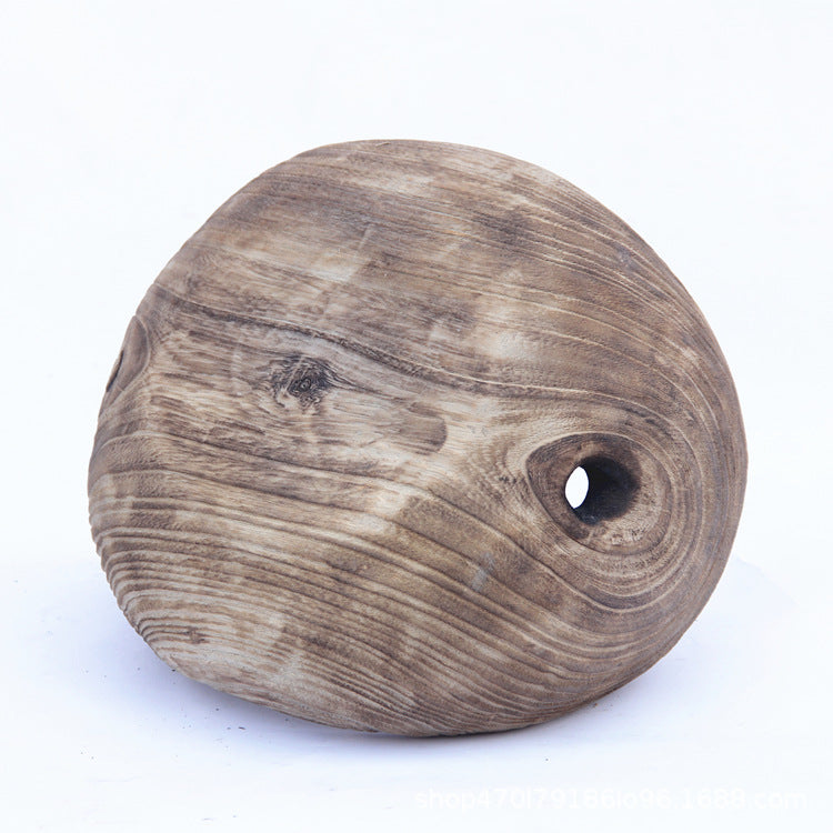 Xigura Patina handcrafted solid wood plant pot, slow living setting for a warm, quiet home.
