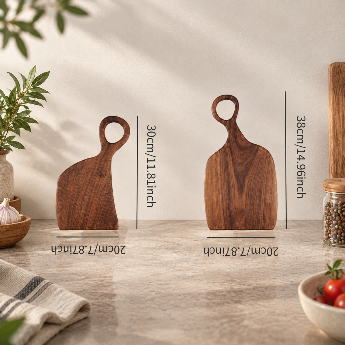 Personalized black walnut serving board designed as a thoughtful gift for family, housewarmings, and special occasions.