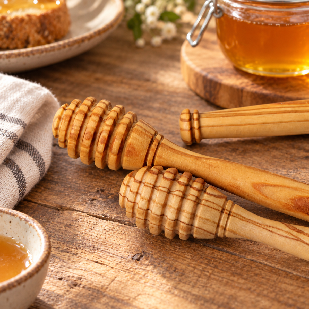 Personalized olive wood honey dipper with engraved text, designed as a charming kitchen accessory or gift.